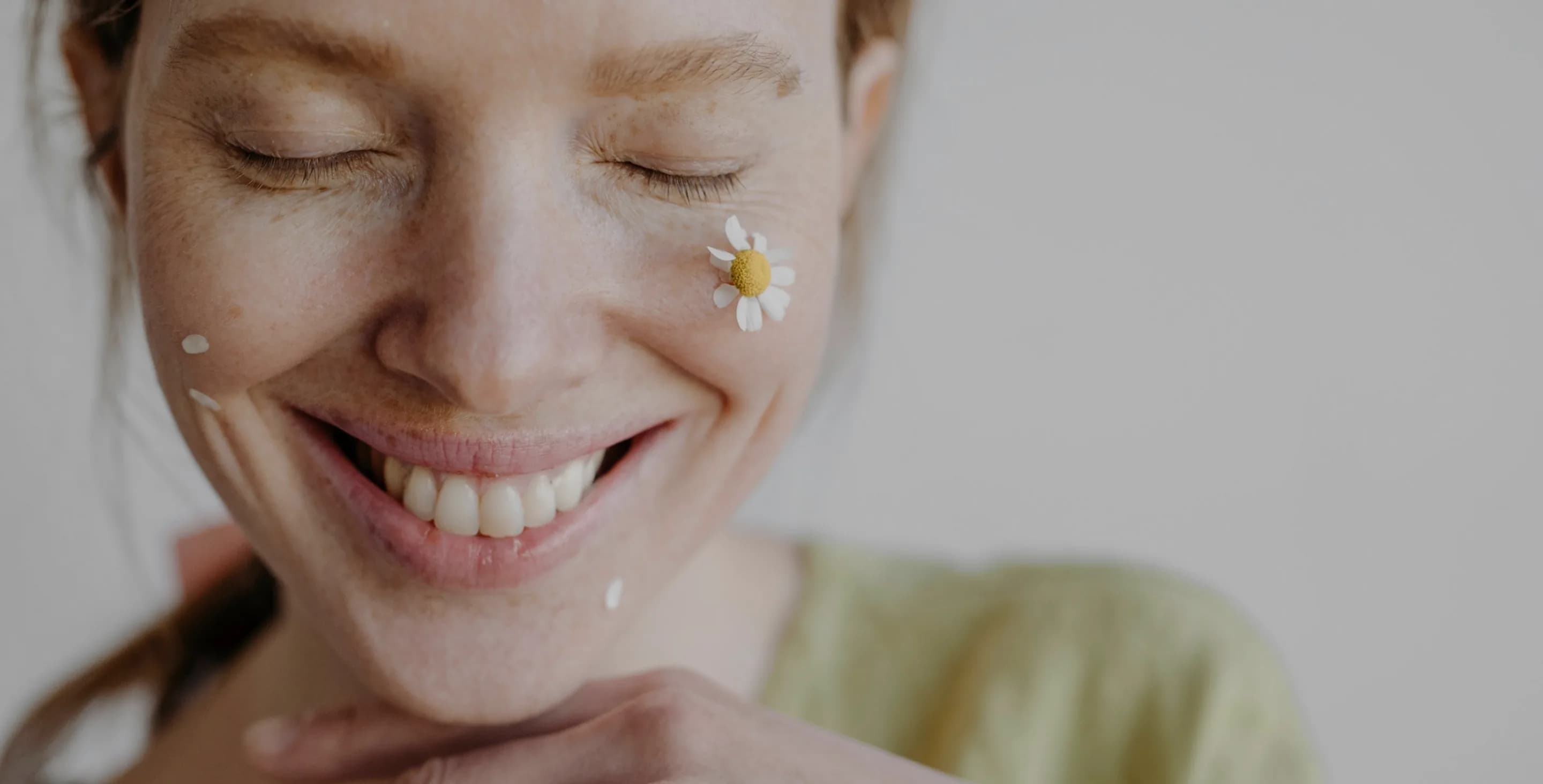 Tretinoin cream lifestyle stats background